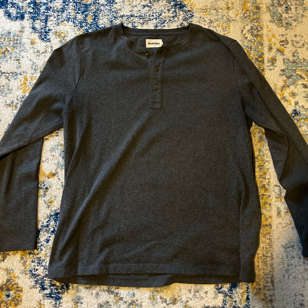 Taylor stitch grey Henley